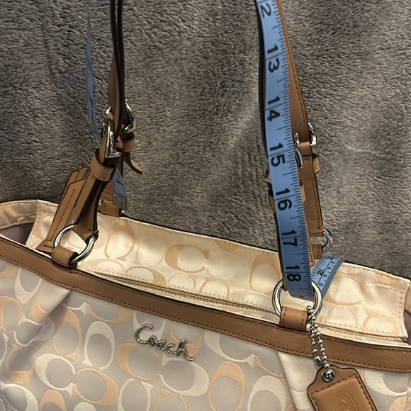Coach NWOT East/West Signature Gallery Bag - Picture 17 of 17